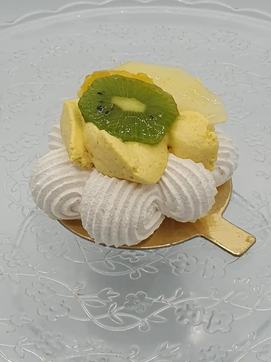 Pavlova fruit éxotique